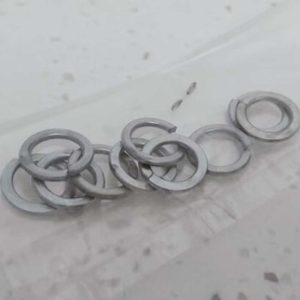 واشر فنری نقره ای لوستر